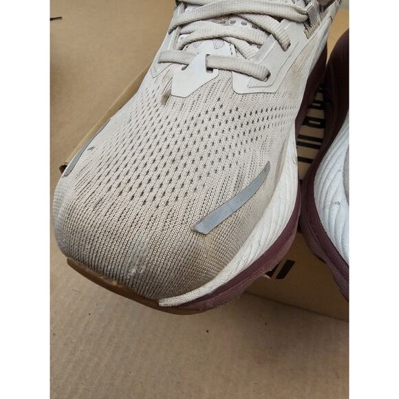 Saucony Hurricane 24 Men\'s Running Shoes Size 10.5 White/Red main image 9